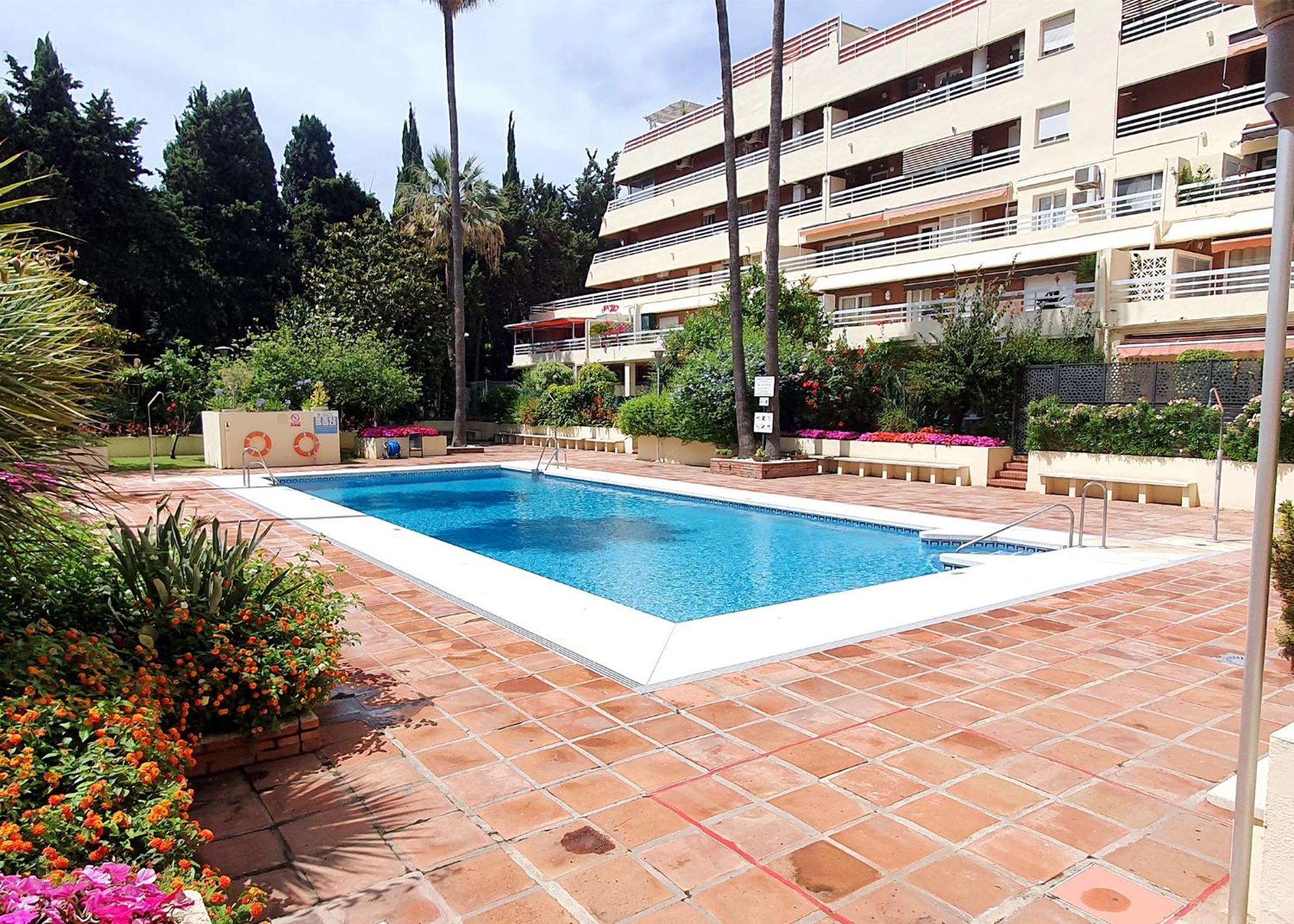 1 Bedroom Apartment Second Line Beach- Parque Marbella Building Buitenkant foto